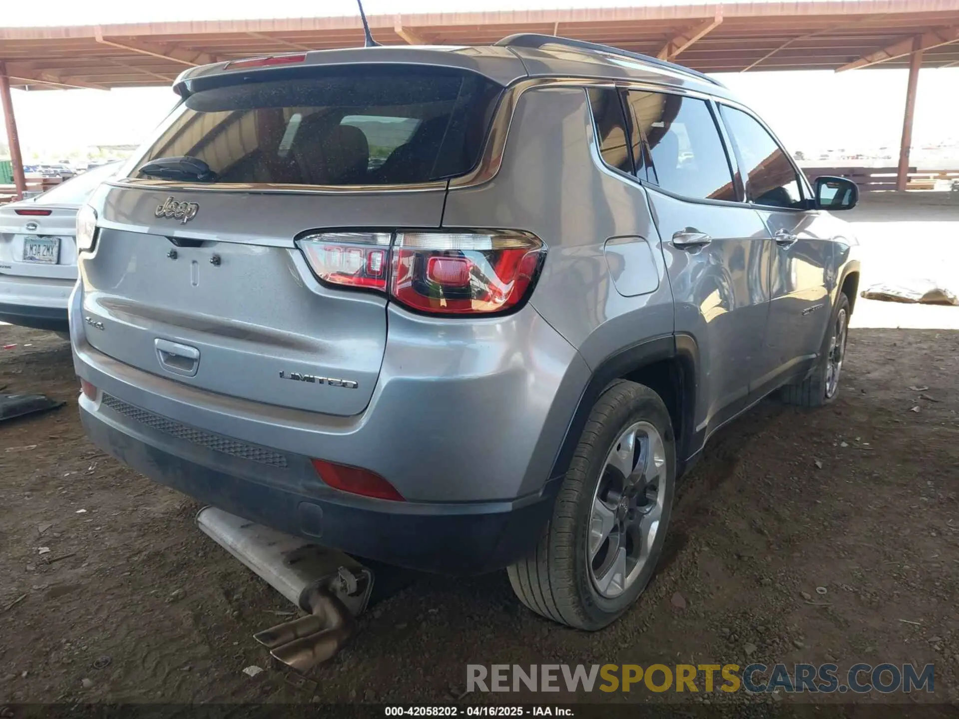 4 fotografías del automóvil dañado 3C4NJDCB8KT791262 JEEP COMPASS 2019