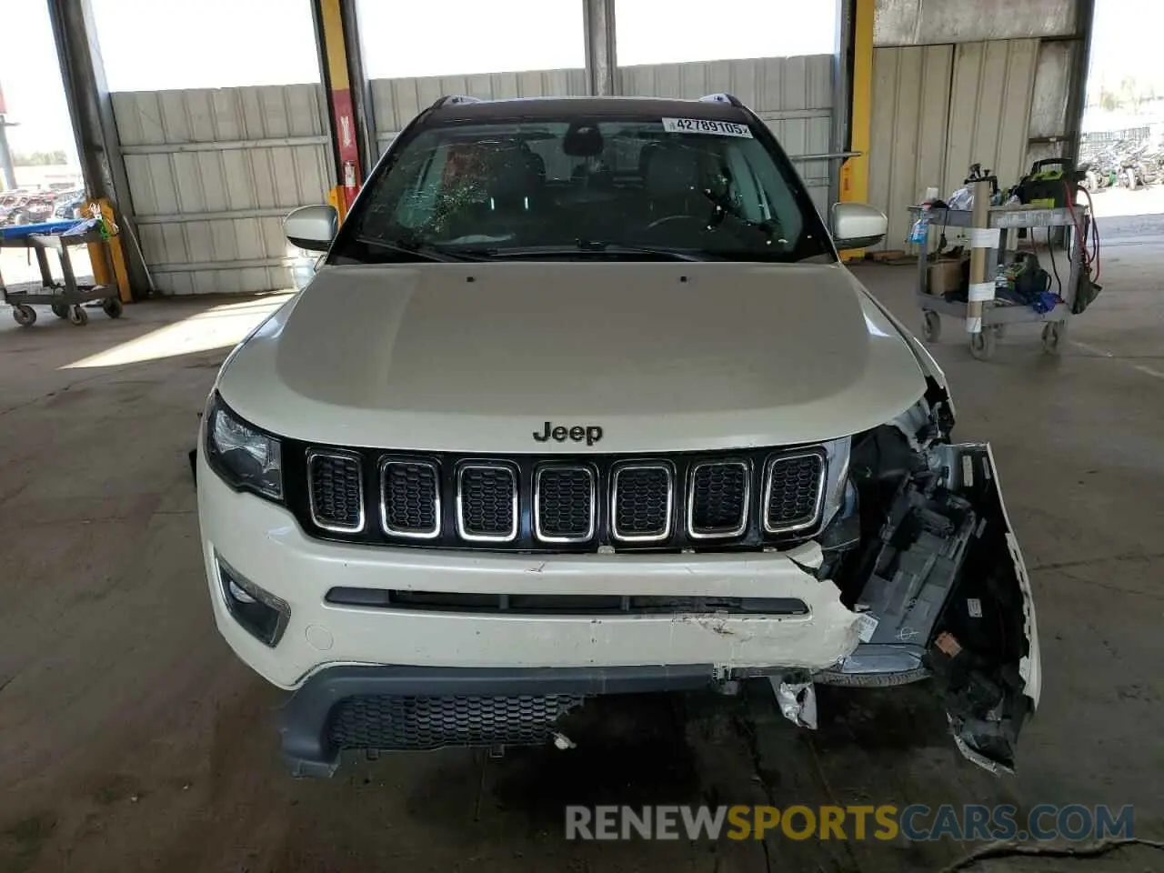 5 fotografías del automóvil dañado 3C4NJDCB9KT827623 JEEP COMPASS 2019