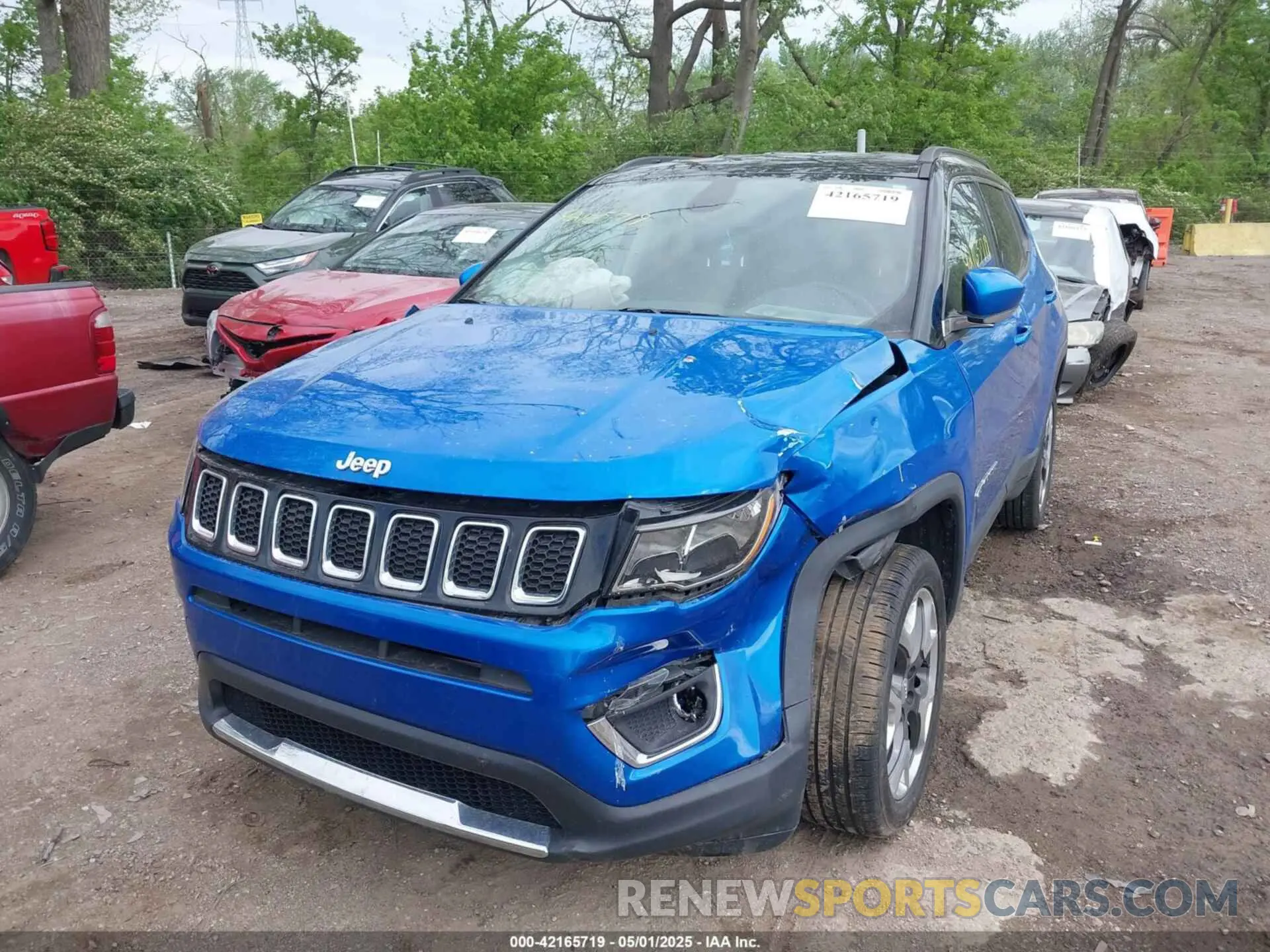2 fotografías del automóvil dañado 3C4NJDCBXKT647860 JEEP COMPASS 2019