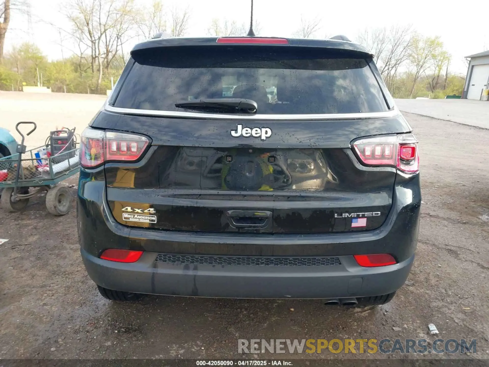 16 fotografías del automóvil dañado 3C4NJDCBXKT812466 JEEP COMPASS 2019