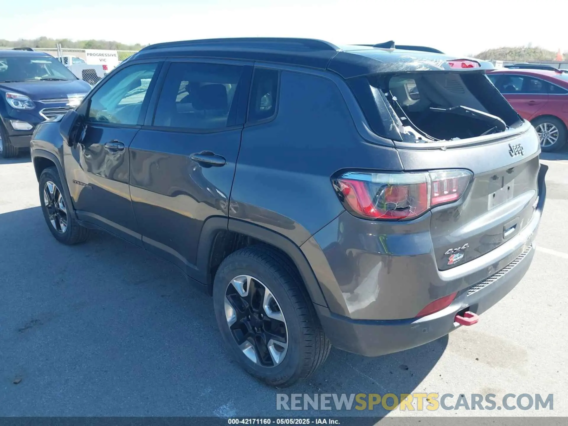 3 fotografías del automóvil dañado 3C4NJDDB0KT619337 JEEP COMPASS 2019