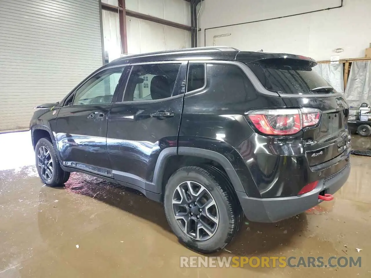 2 fotografías del automóvil dañado 3C4NJDDB1KT660608 JEEP COMPASS 2019