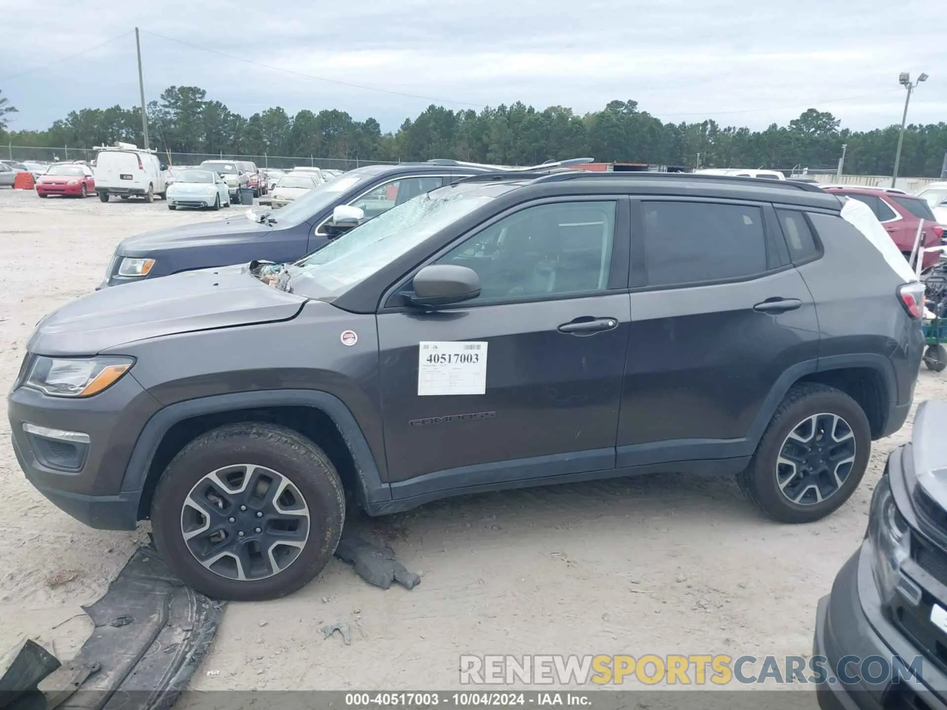 14 fotografías del automóvil dañado 3C4NJDDB1KT740099 JEEP COMPASS 2019