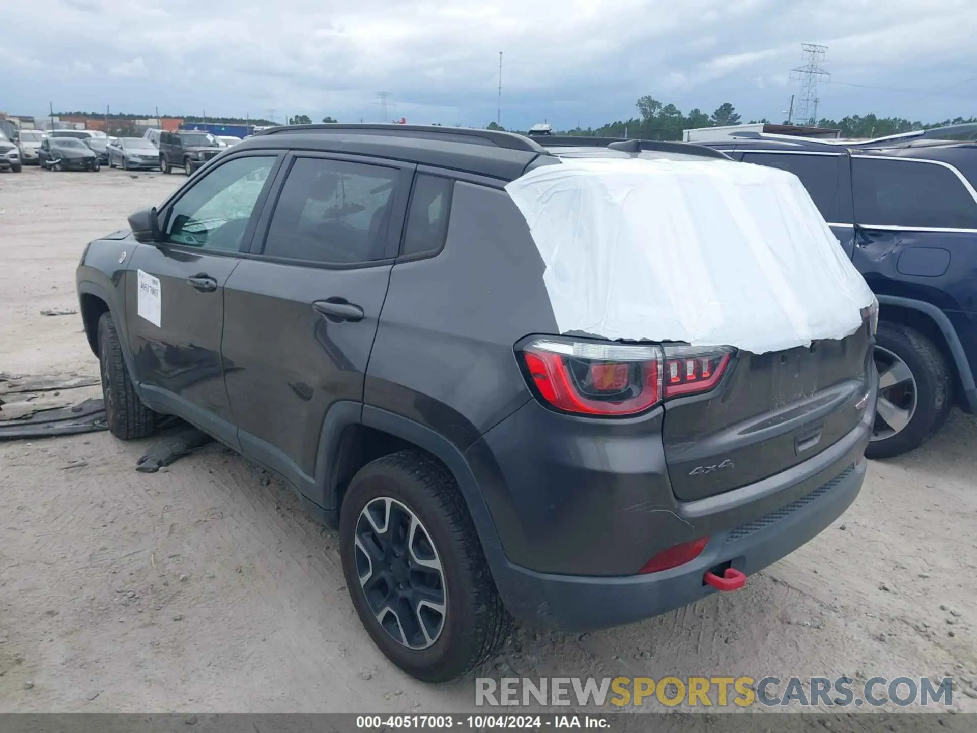 3 fotografías del automóvil dañado 3C4NJDDB1KT740099 JEEP COMPASS 2019