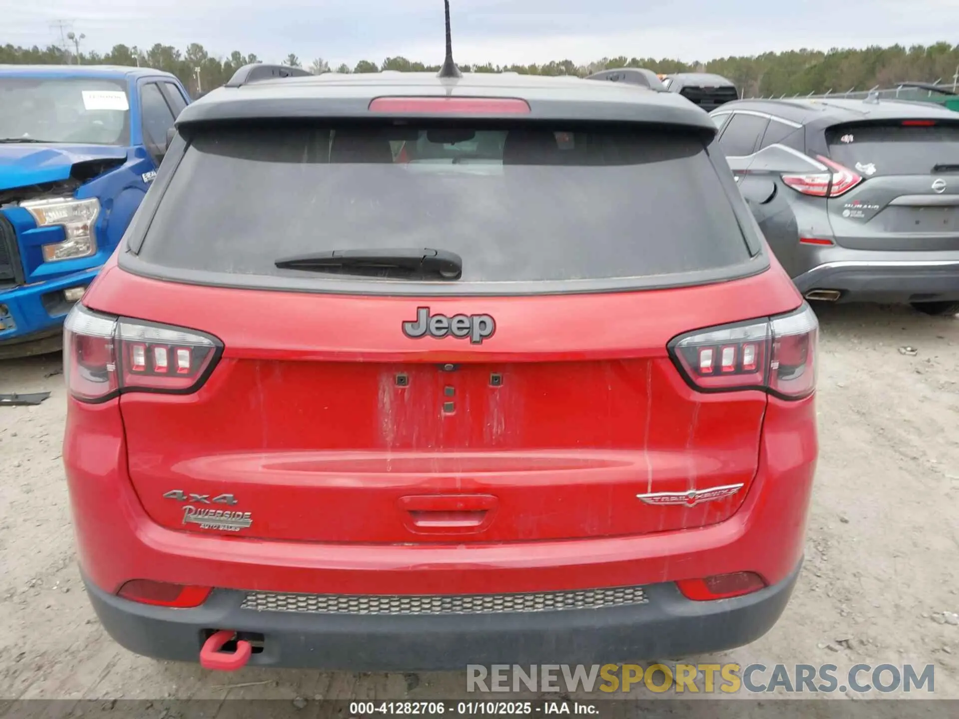 16 fotografías del automóvil dañado 3C4NJDDB1KT780585 JEEP COMPASS 2019