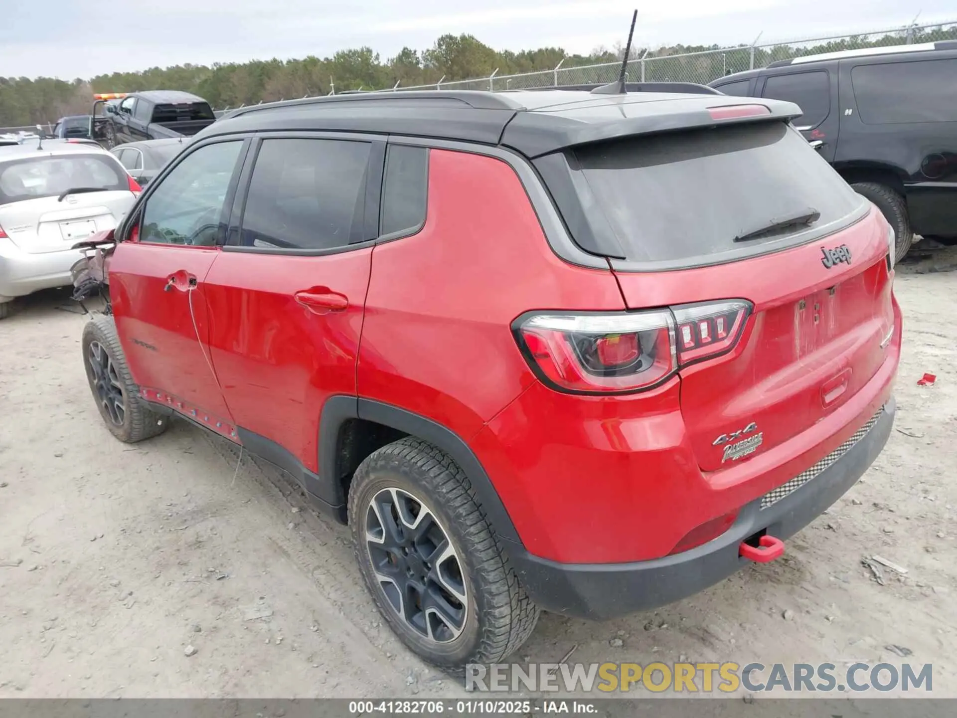 3 fotografías del automóvil dañado 3C4NJDDB1KT780585 JEEP COMPASS 2019