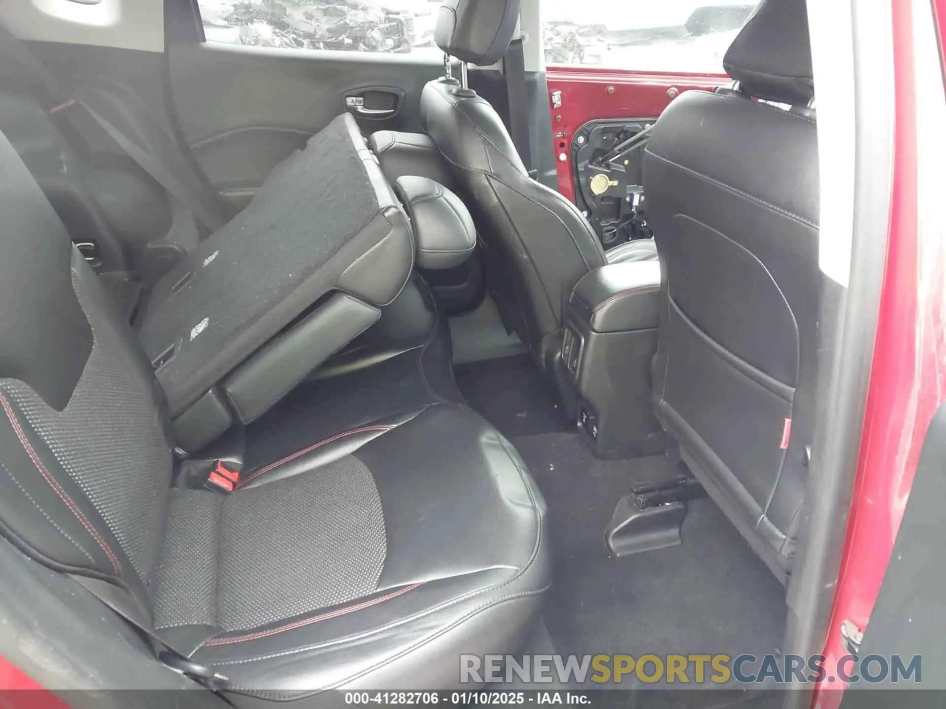 8 fotografías del automóvil dañado 3C4NJDDB1KT780585 JEEP COMPASS 2019