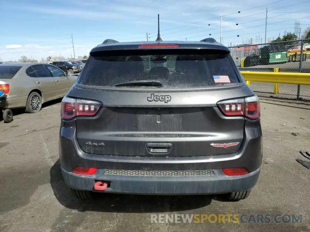 6 fotografías del automóvil dañado 3C4NJDDB2KT799842 JEEP COMPASS 2019
