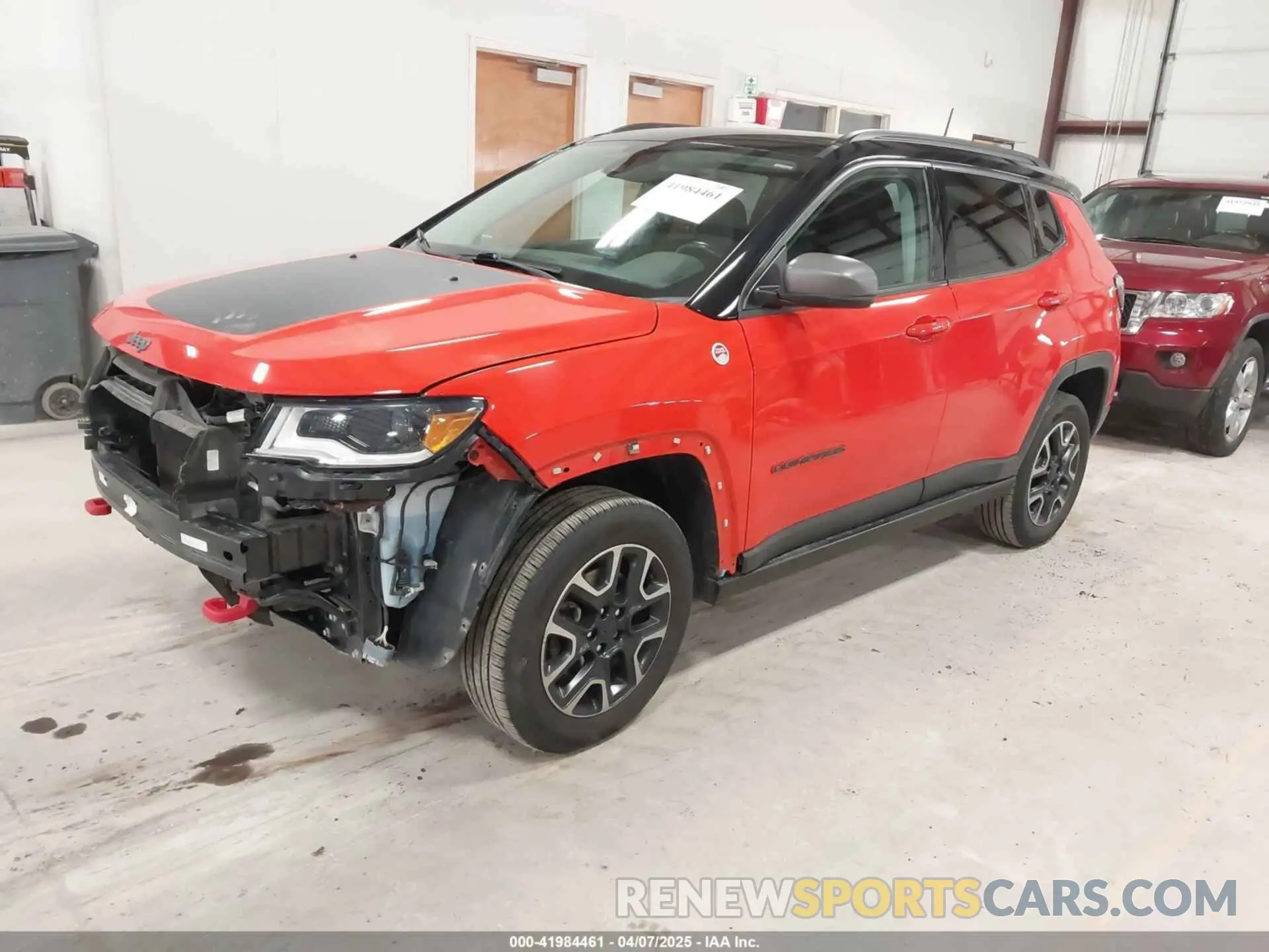 2 fotografías del automóvil dañado 3C4NJDDB3KT727726 JEEP COMPASS 2019
