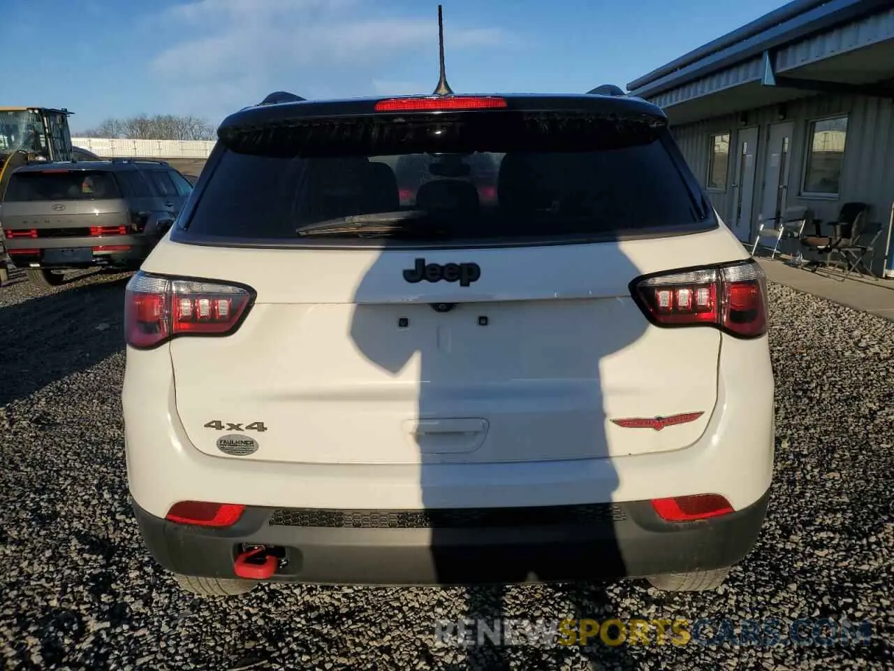 6 fotografías del automóvil dañado 3C4NJDDB3KT733154 JEEP COMPASS 2019