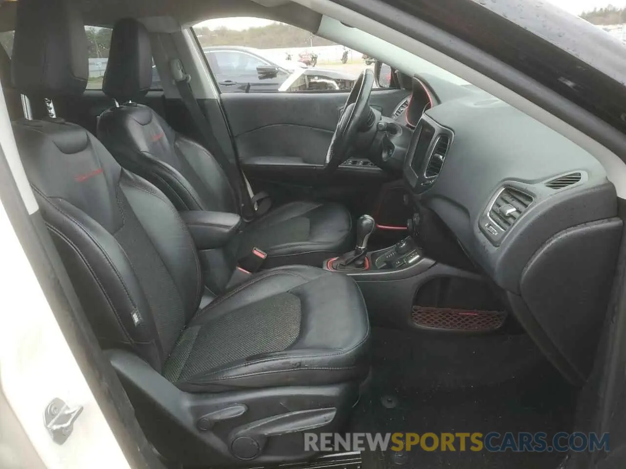 7 fotografías del automóvil dañado 3C4NJDDB4KT790351 JEEP COMPASS 2019