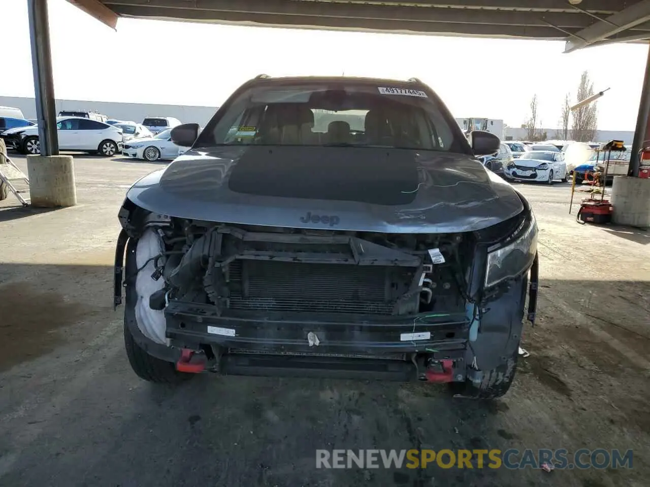 5 fotografías del automóvil dañado 3C4NJDDB5KT721233 JEEP COMPASS 2019