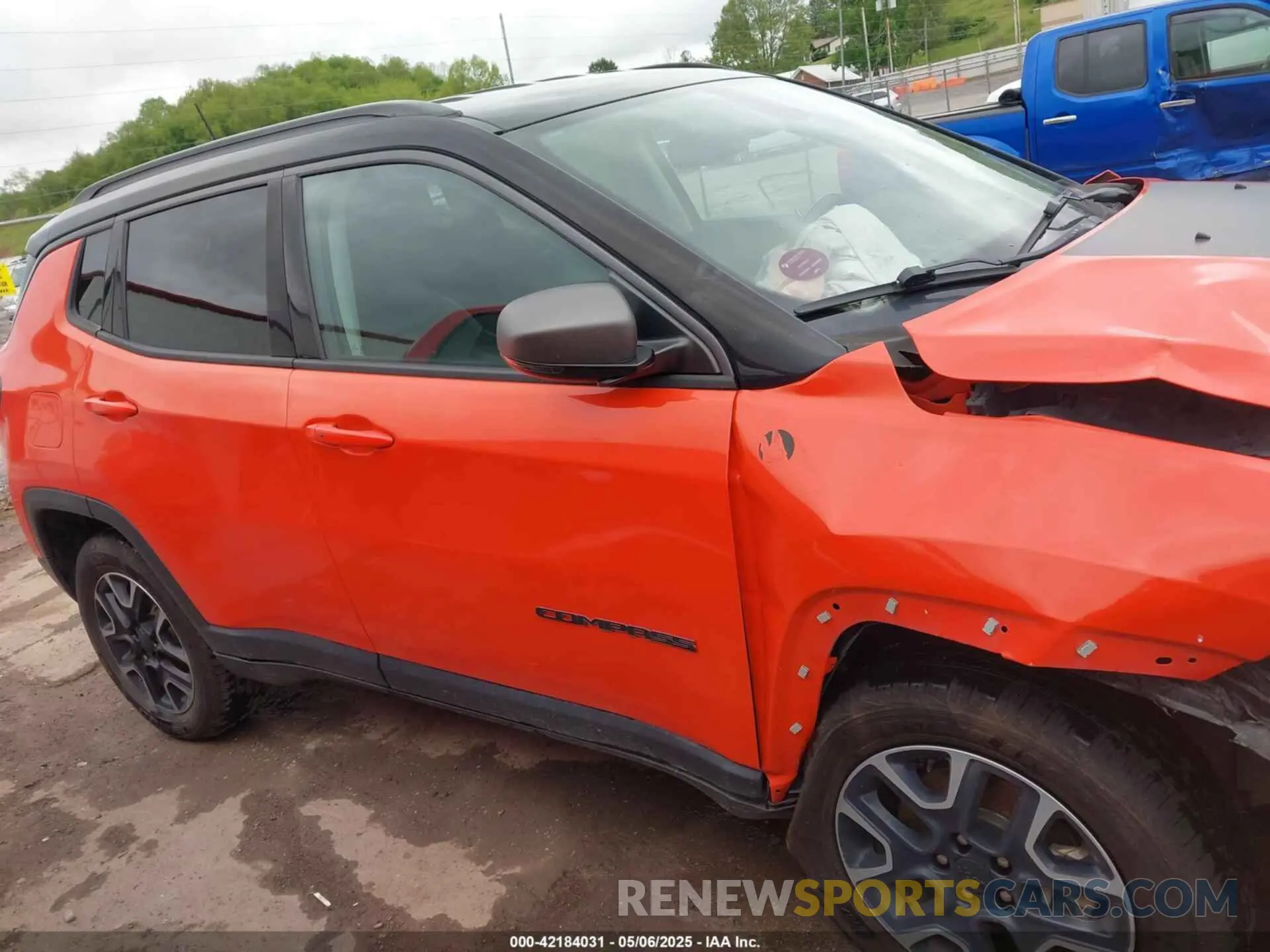 13 fotografías del automóvil dañado 3C4NJDDB5KT754054 JEEP COMPASS 2019