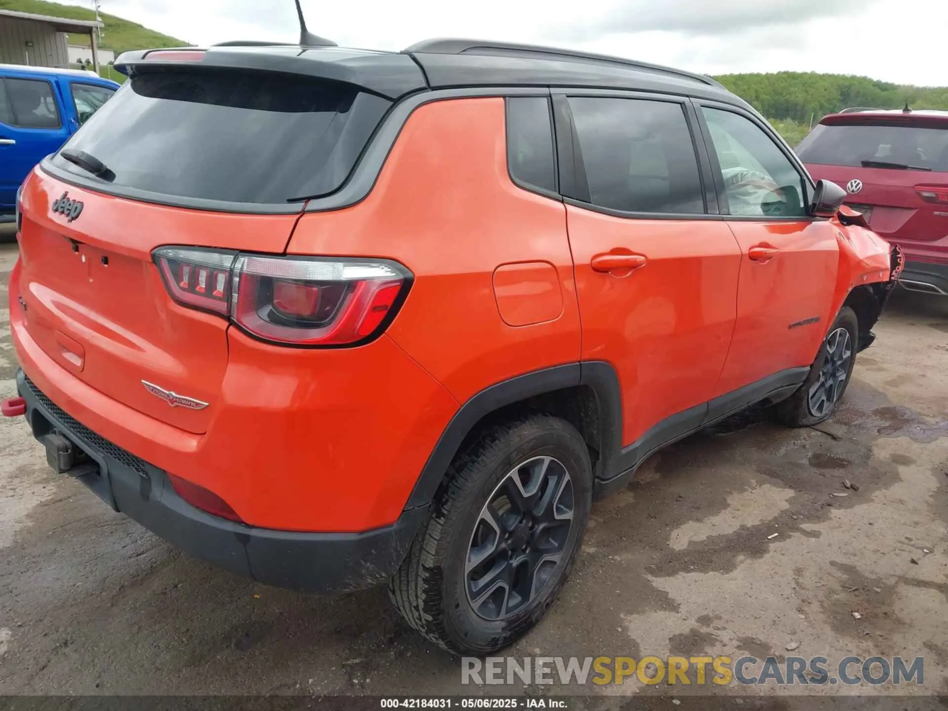 4 fotografías del automóvil dañado 3C4NJDDB5KT754054 JEEP COMPASS 2019