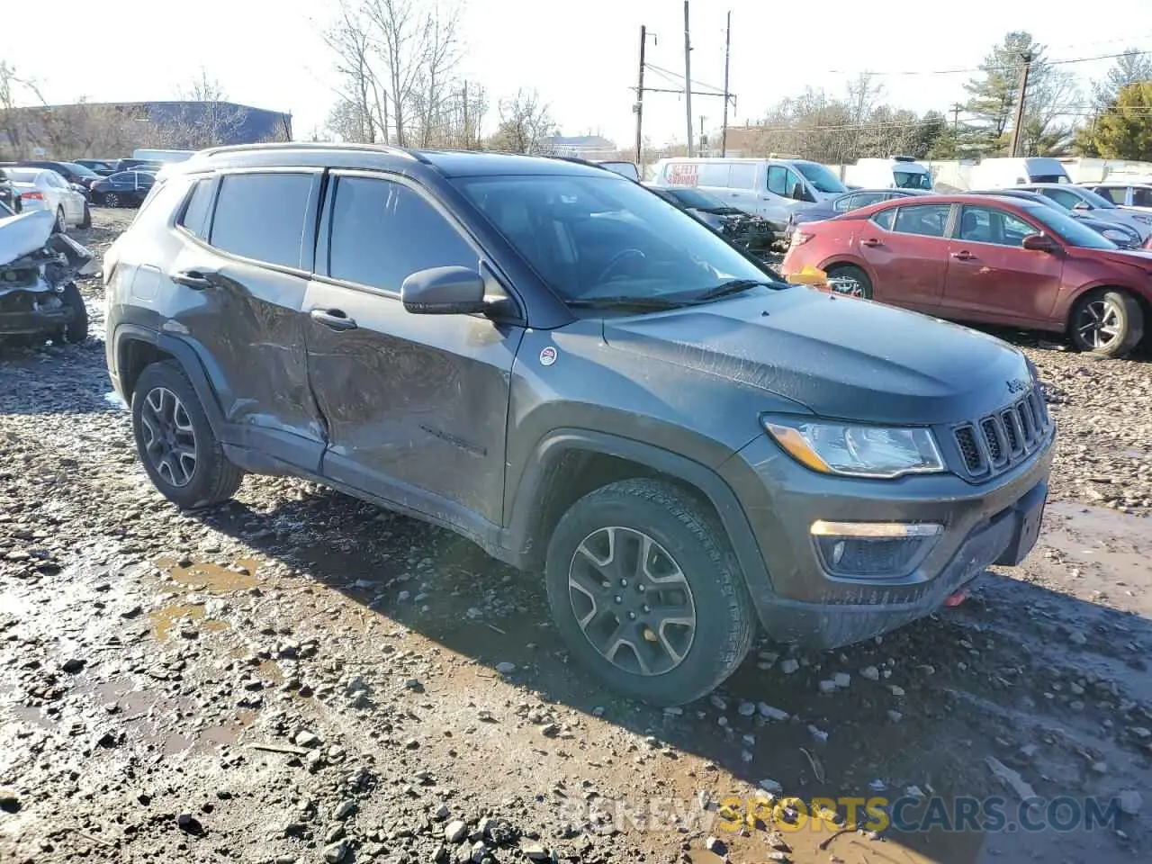 4 fotografías del automóvil dañado 3C4NJDDB5KT775860 JEEP COMPASS 2019