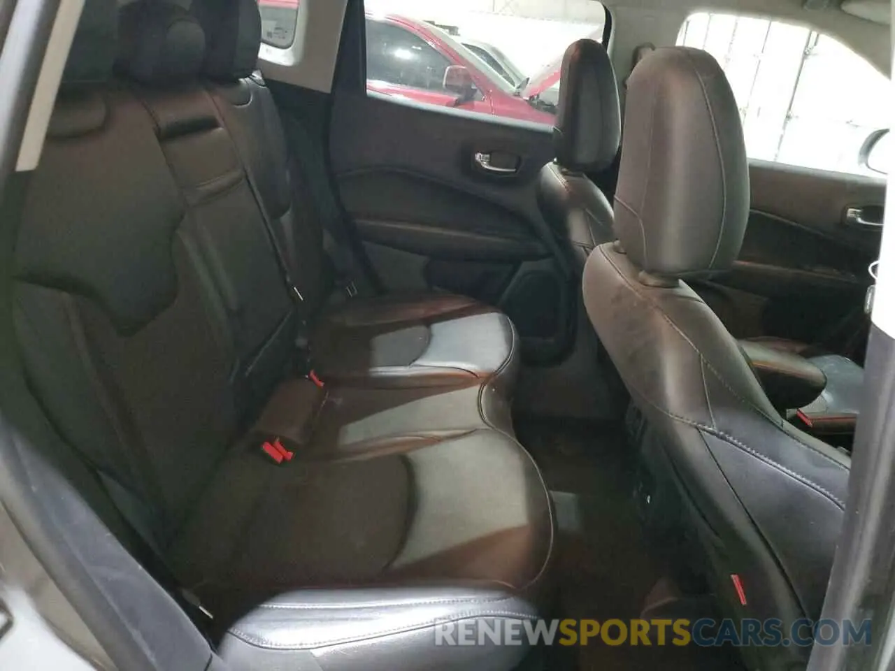 11 fotografías del automóvil dañado 3C4NJDDB5KT799253 JEEP COMPASS 2019