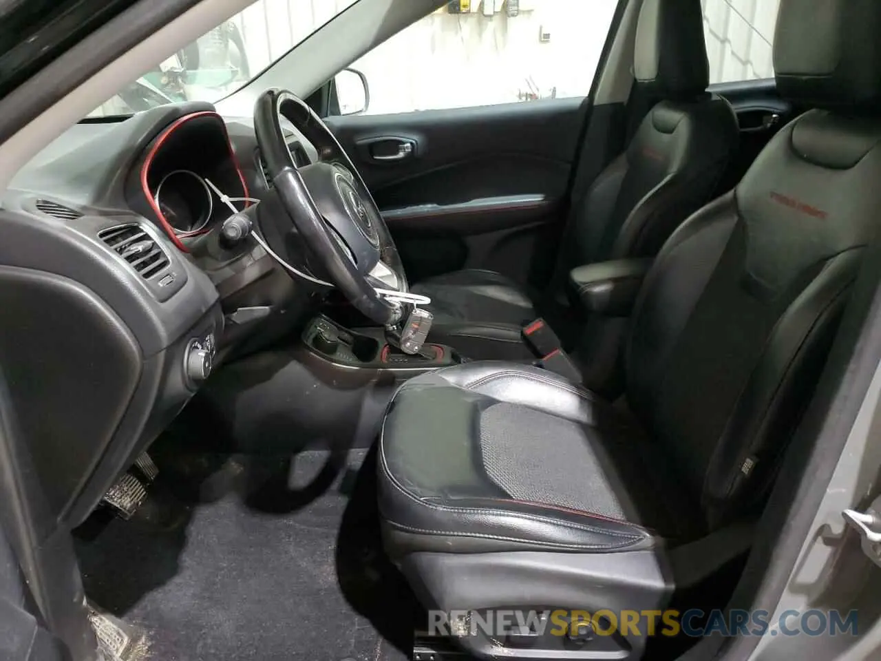 7 fotografías del automóvil dañado 3C4NJDDB5KT799253 JEEP COMPASS 2019