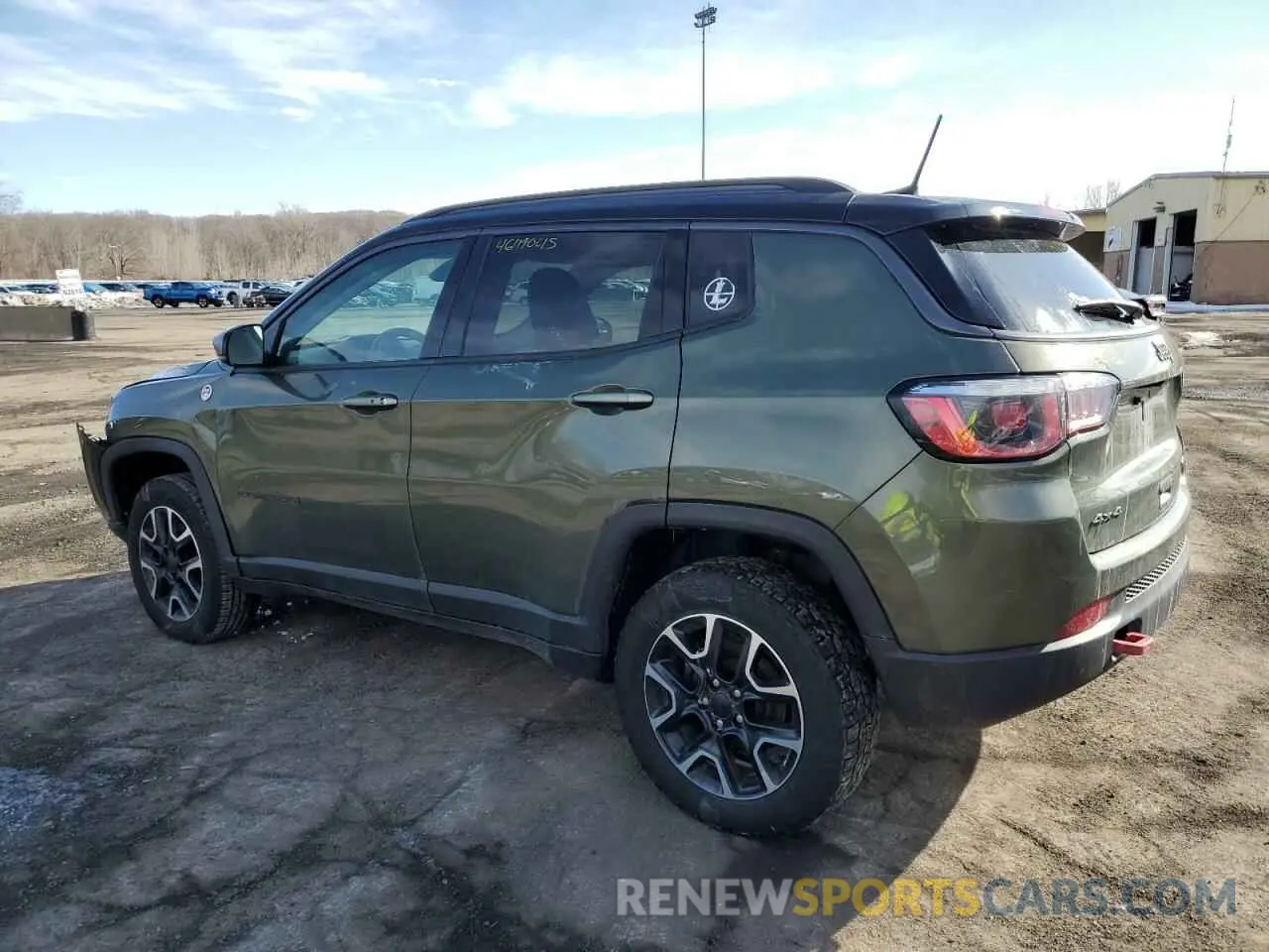 2 fotografías del automóvil dañado 3C4NJDDB5KT799866 JEEP COMPASS 2019