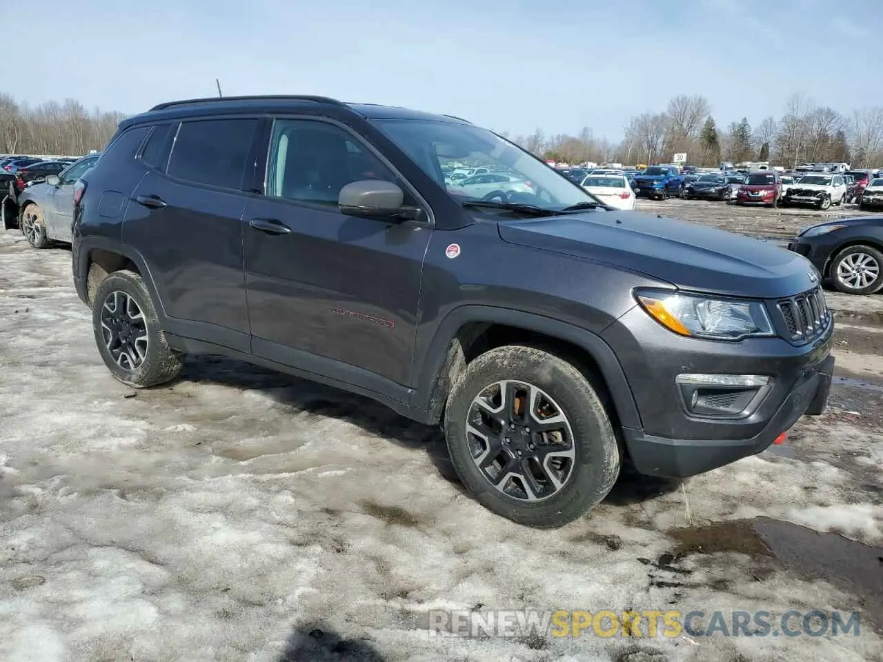 4 fotografías del automóvil dañado 3C4NJDDB6KT688405 JEEP COMPASS 2019