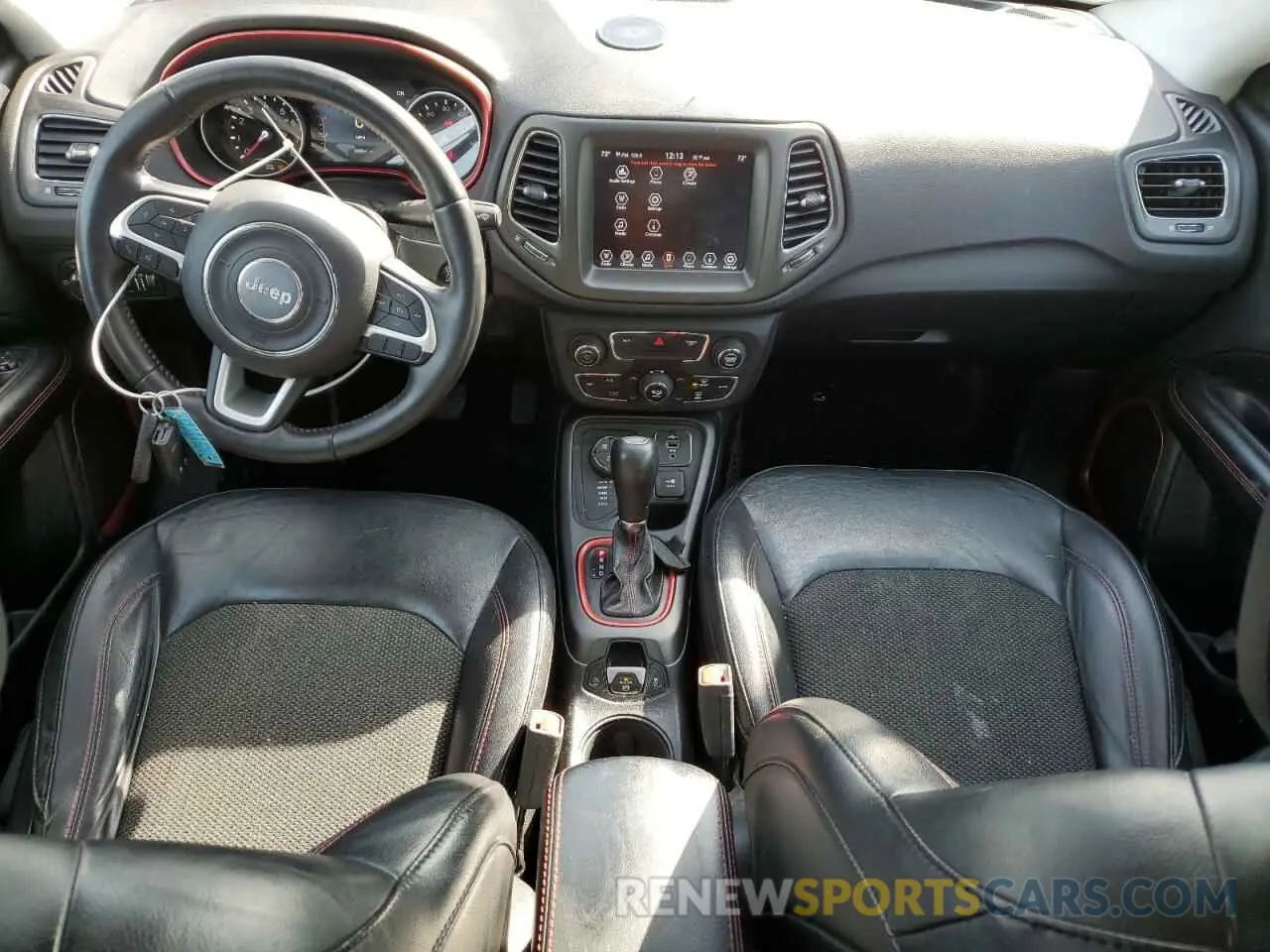 8 fotografías del automóvil dañado 3C4NJDDB6KT688405 JEEP COMPASS 2019