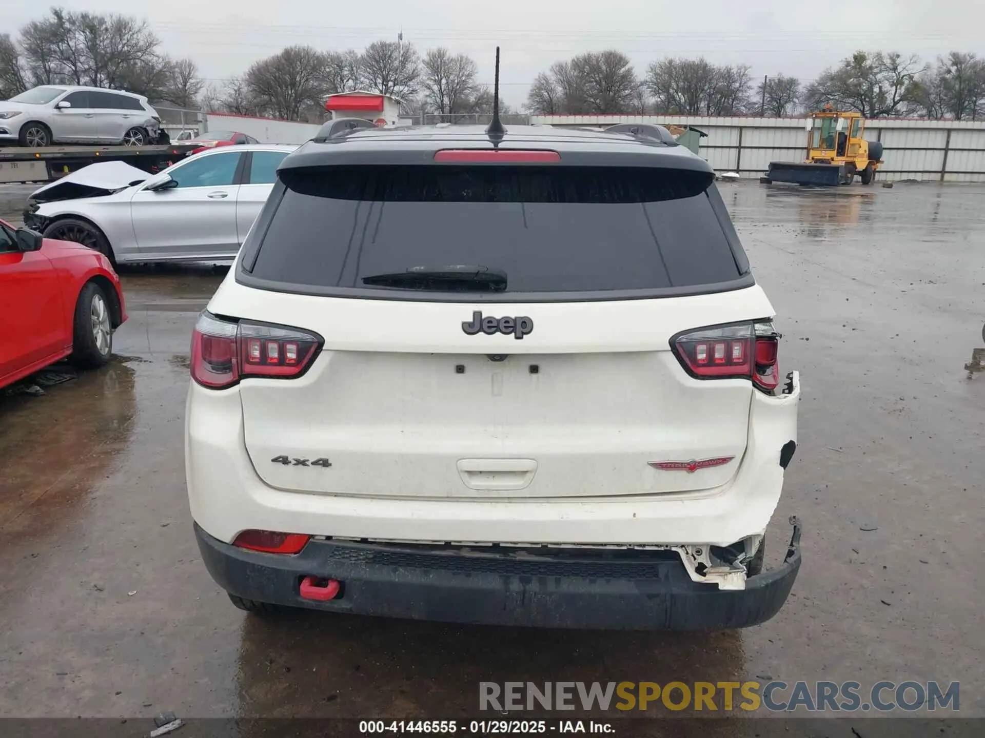 16 fotografías del automóvil dañado 3C4NJDDB6KT811491 JEEP COMPASS 2019