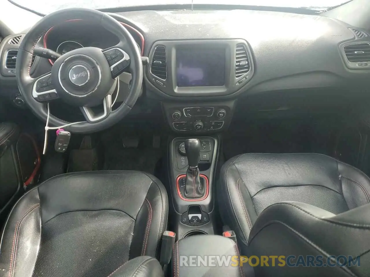 8 fotografías del automóvil dañado 3C4NJDDB7KT661987 JEEP COMPASS 2019