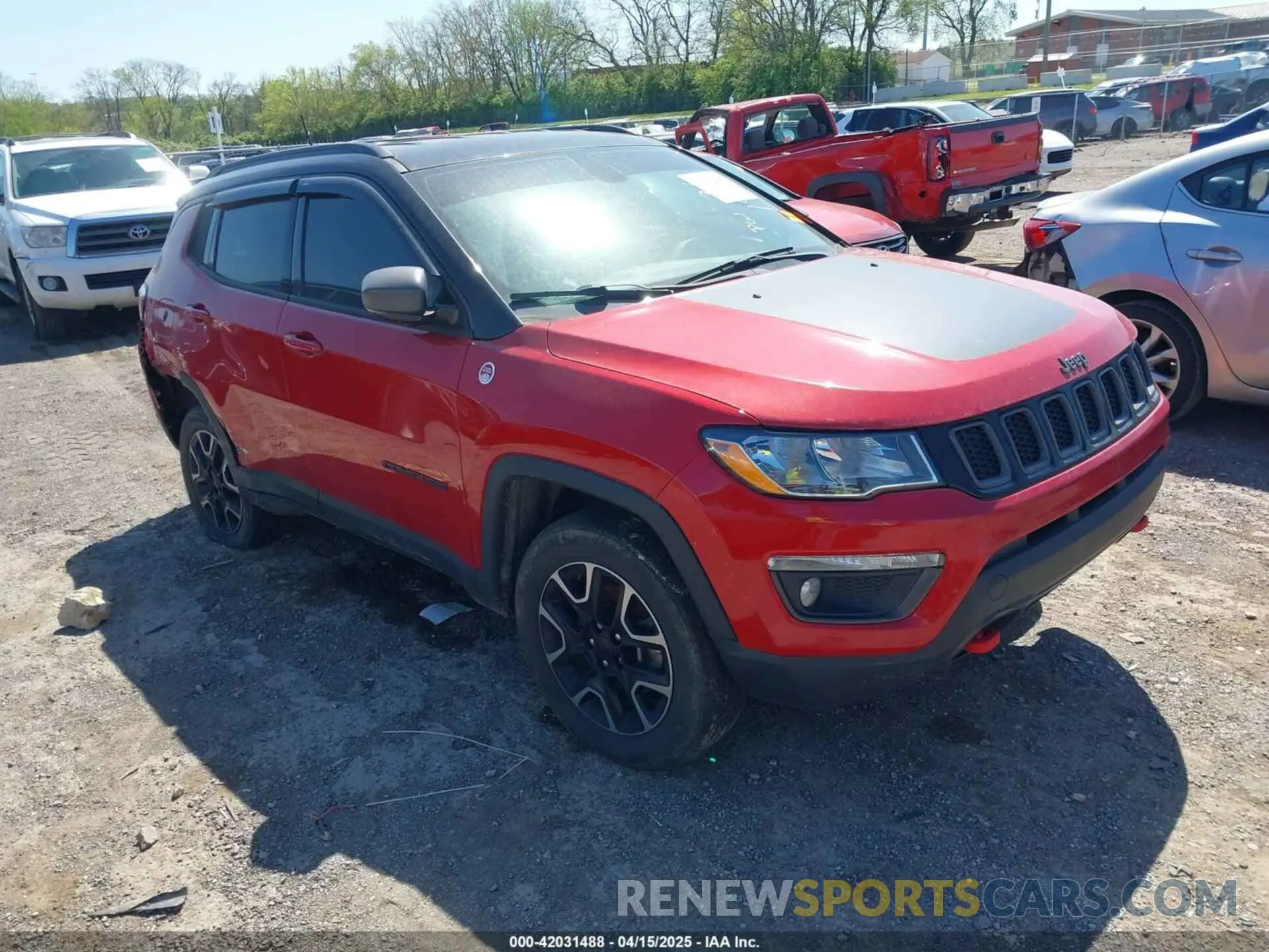 1 fotografías del automóvil dañado 3C4NJDDB7KT681947 JEEP COMPASS 2019