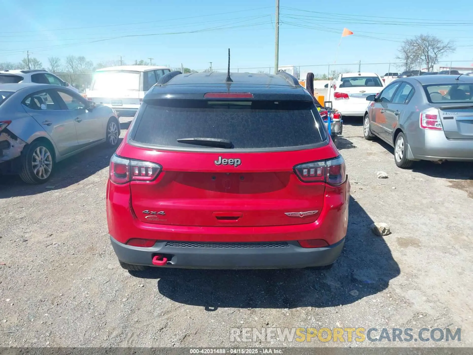 16 fotografías del automóvil dañado 3C4NJDDB7KT681947 JEEP COMPASS 2019