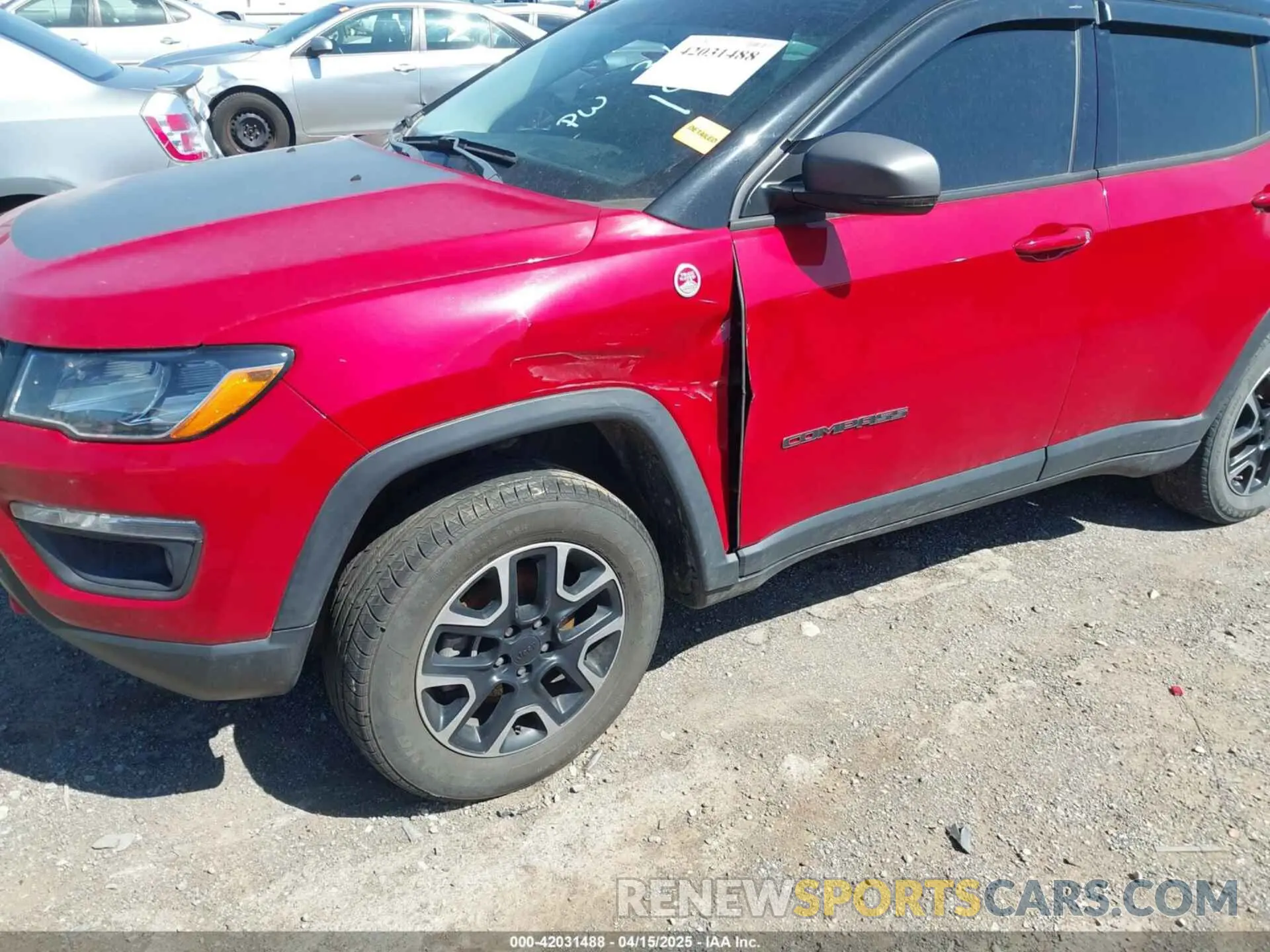 6 fotografías del automóvil dañado 3C4NJDDB7KT681947 JEEP COMPASS 2019
