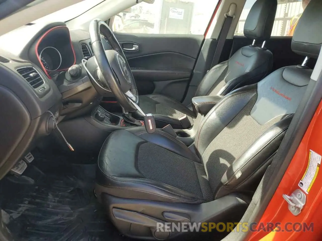 7 fotografías del automóvil dañado 3C4NJDDB7KT795995 JEEP COMPASS 2019