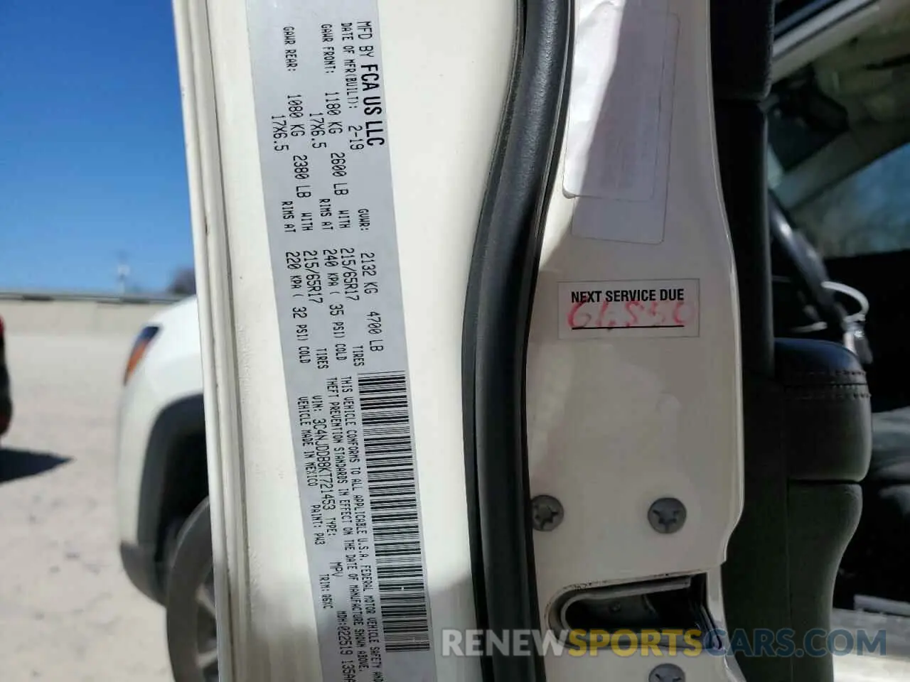 14 fotografías del automóvil dañado 3C4NJDDB8KT721453 JEEP COMPASS 2019