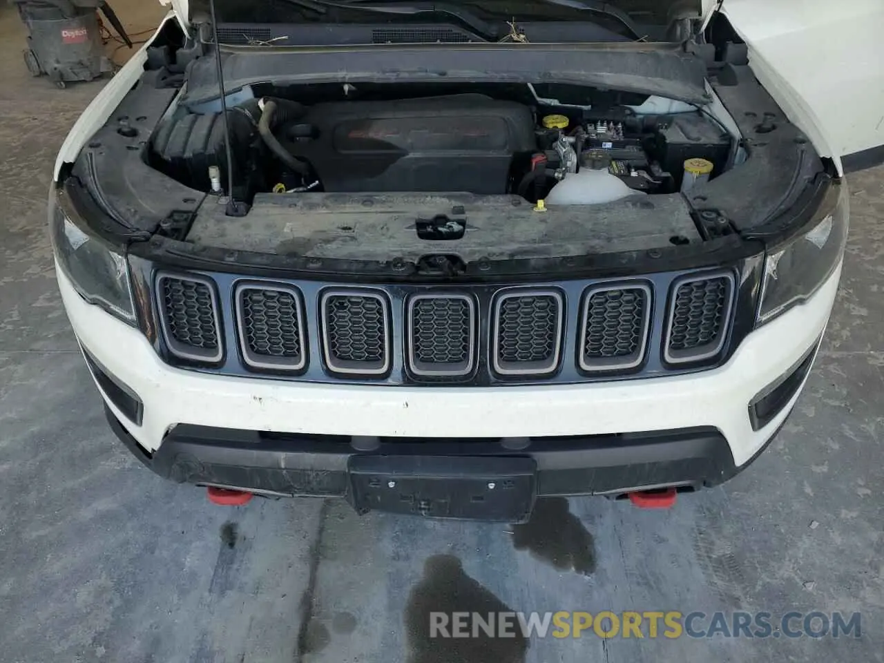 12 fotografías del automóvil dañado 3C4NJDDB8KT791261 JEEP COMPASS 2019