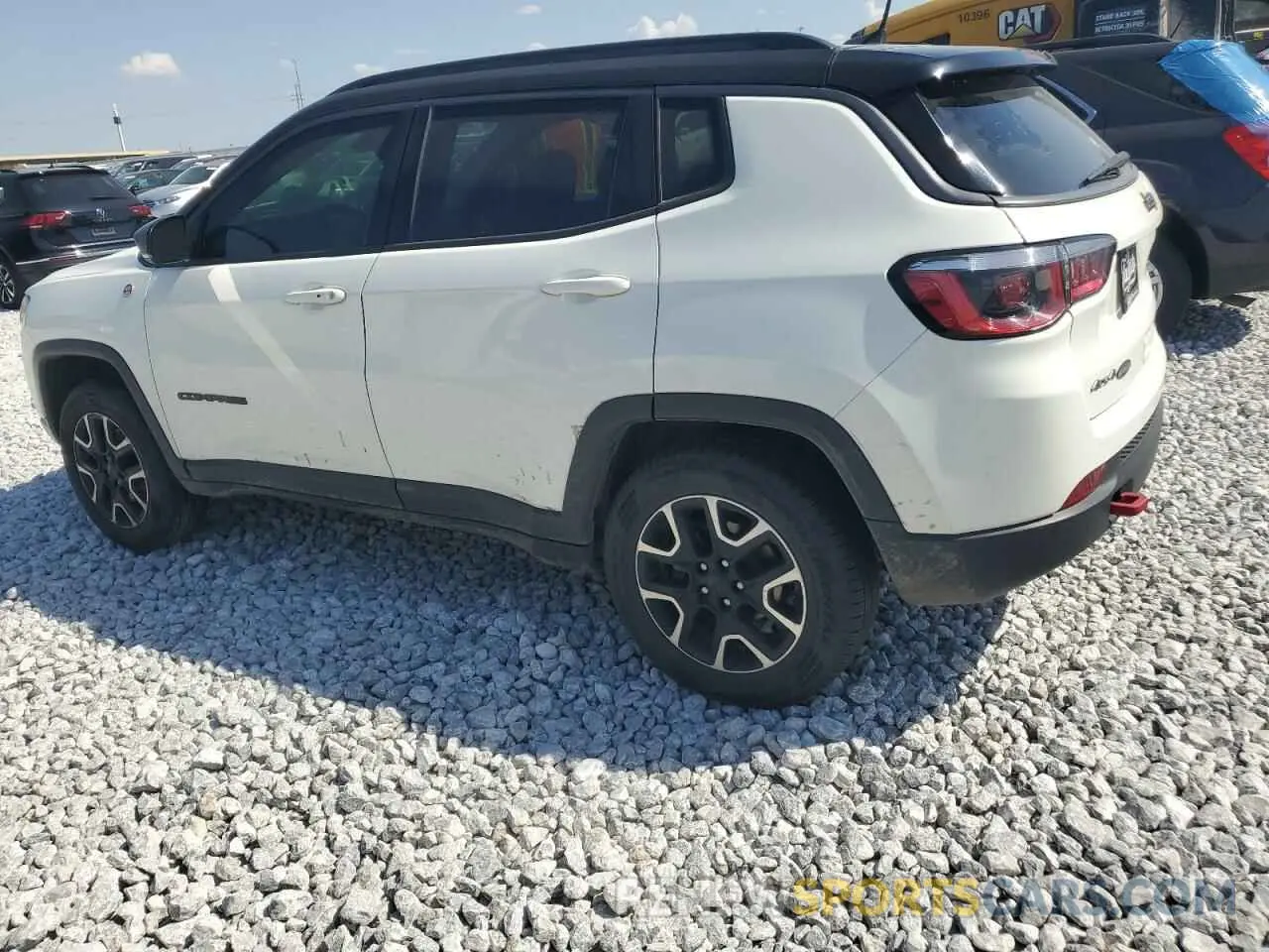 2 fotografías del automóvil dañado 3C4NJDDB8KT791261 JEEP COMPASS 2019