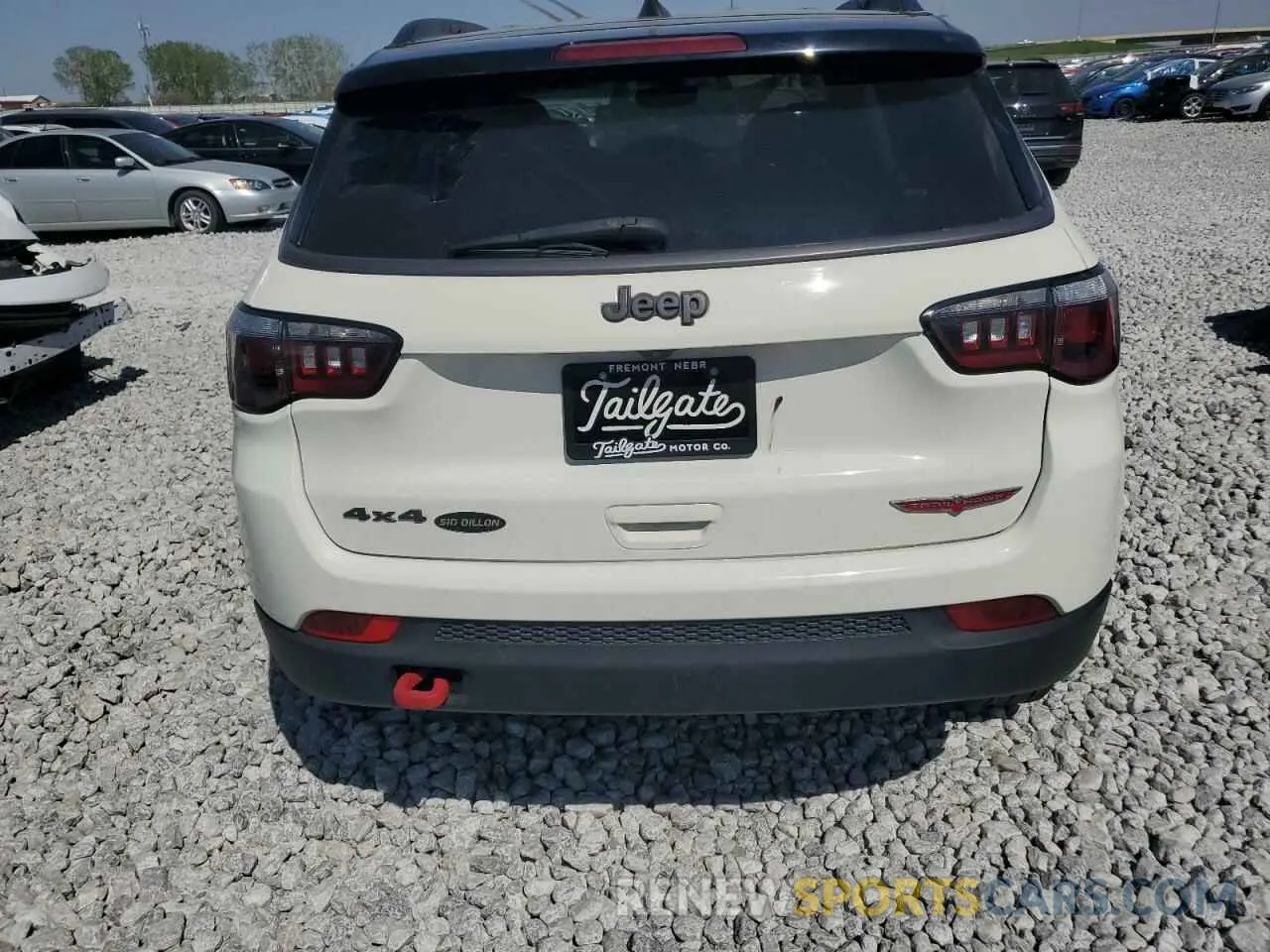6 fotografías del automóvil dañado 3C4NJDDB8KT791261 JEEP COMPASS 2019
