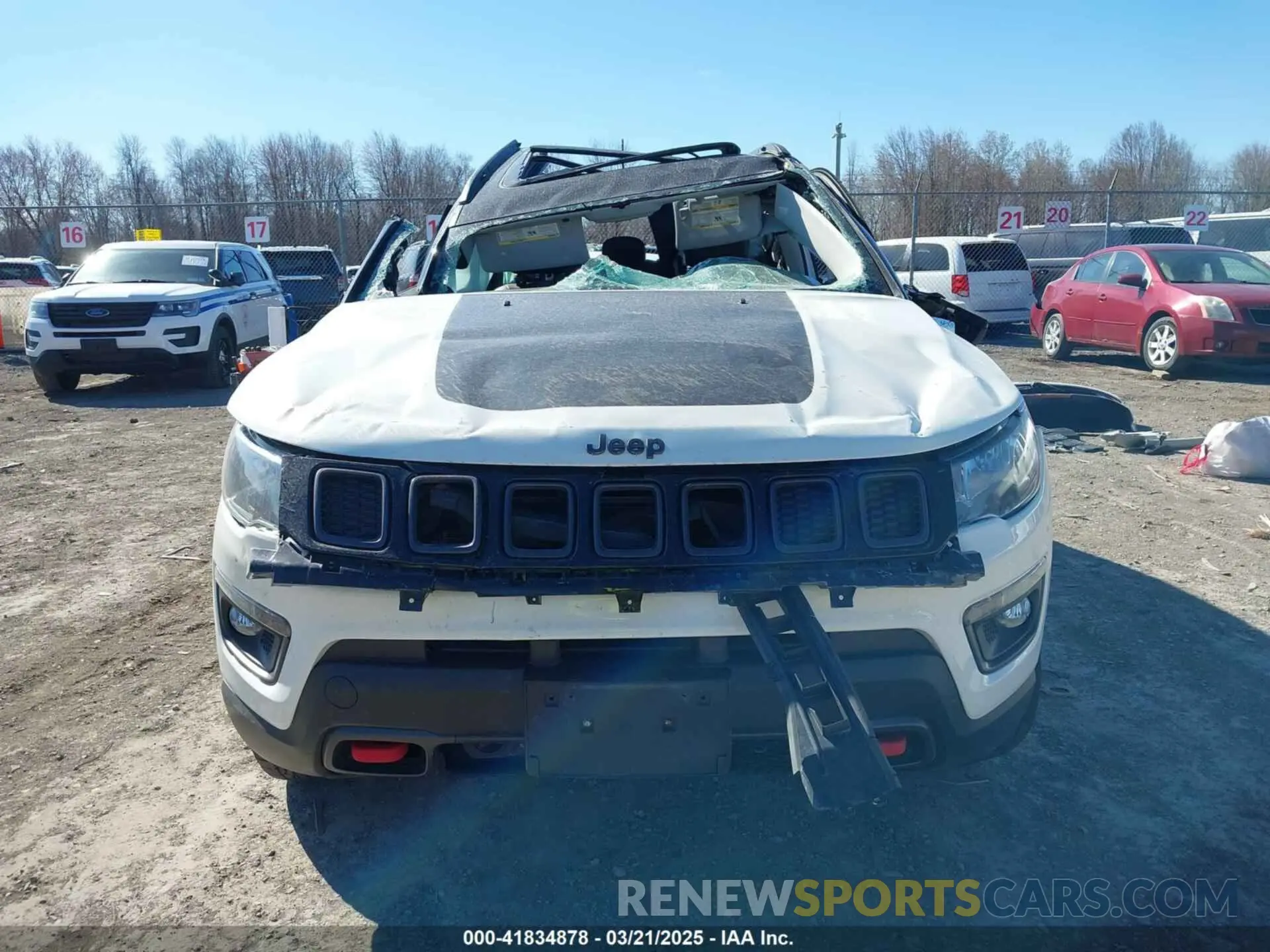 11 fotografías del automóvil dañado 3C4NJDDB8KT812982 JEEP COMPASS 2019