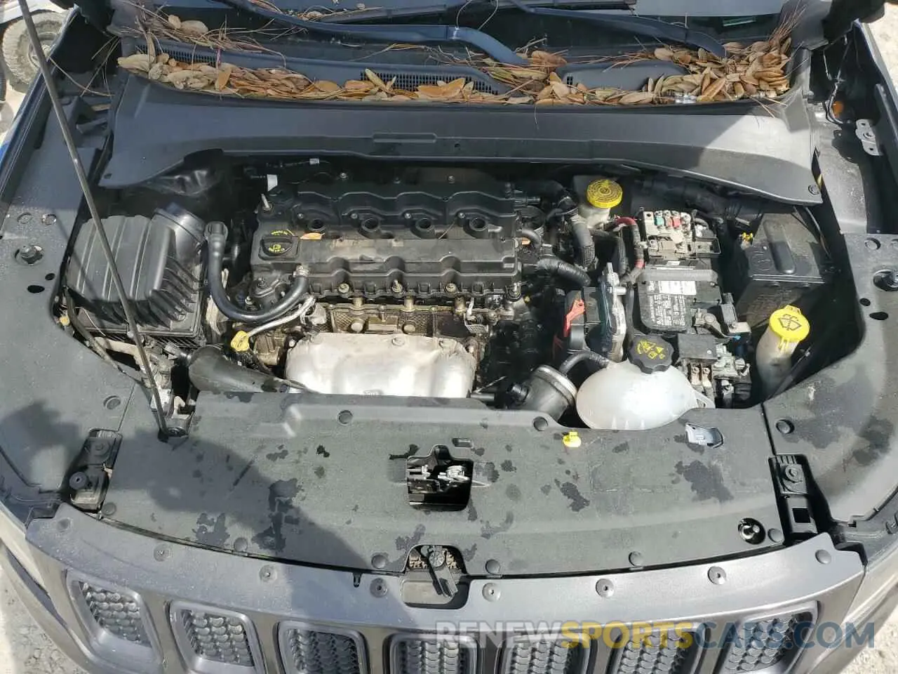 12 fotografías del automóvil dañado 3C4NJDDB9KT668729 JEEP COMPASS 2019