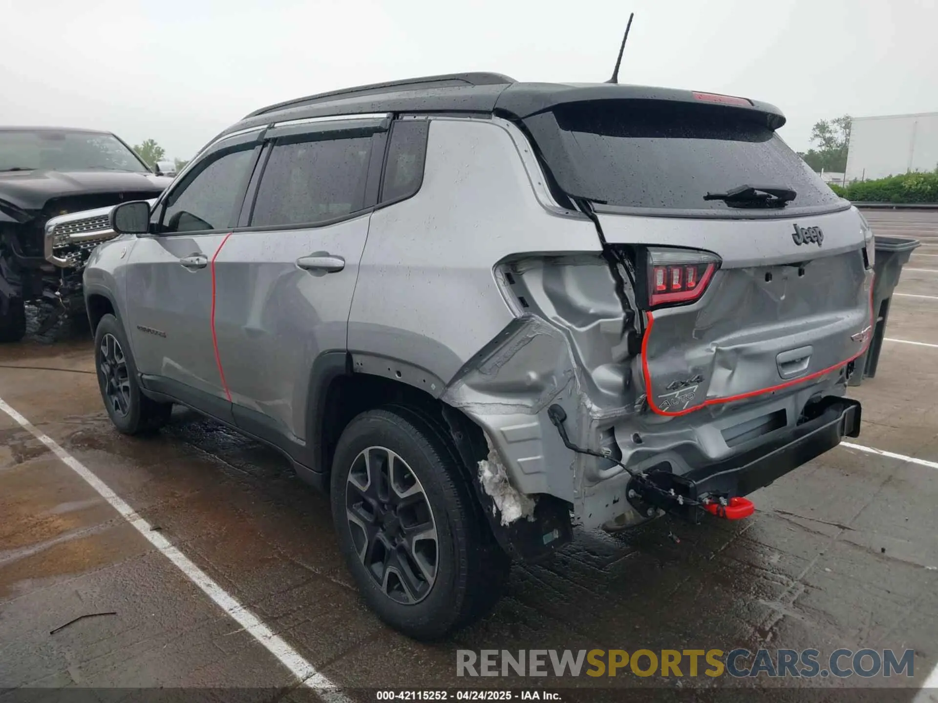 3 fotografías del automóvil dañado 3C4NJDDB9KT721767 JEEP COMPASS 2019
