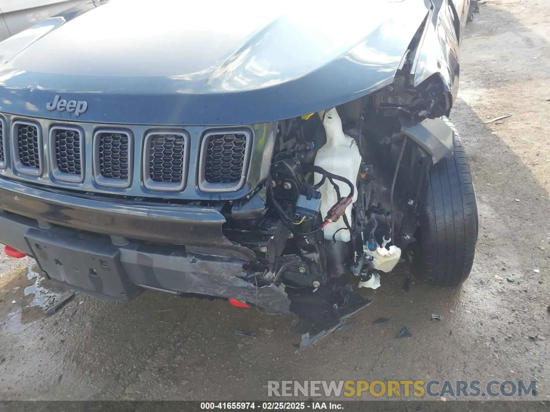 18 fotografías del automóvil dañado 3C4NJDDBXKT671364 JEEP COMPASS 2019