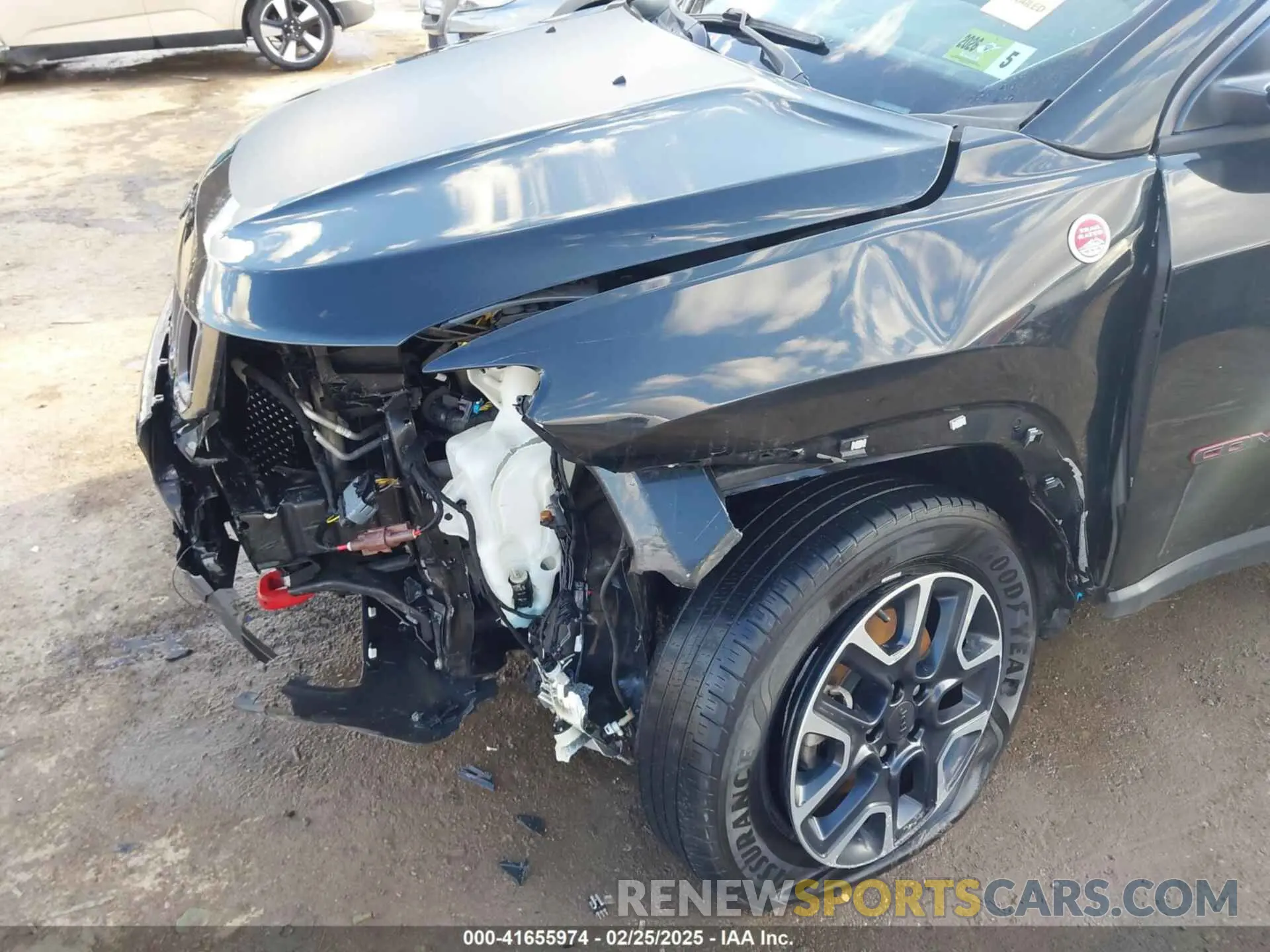 19 fotografías del automóvil dañado 3C4NJDDBXKT671364 JEEP COMPASS 2019