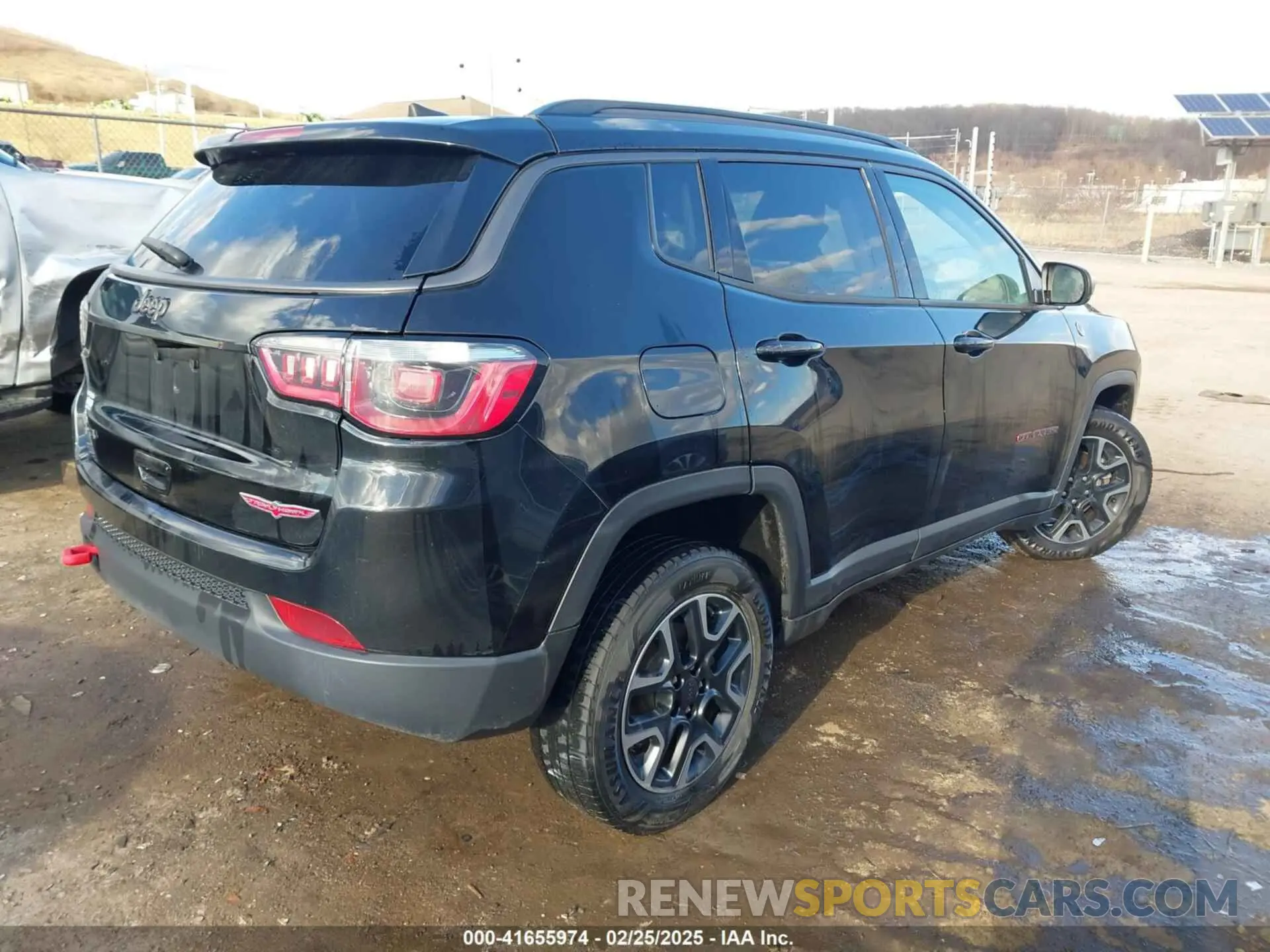 4 fotografías del automóvil dañado 3C4NJDDBXKT671364 JEEP COMPASS 2019