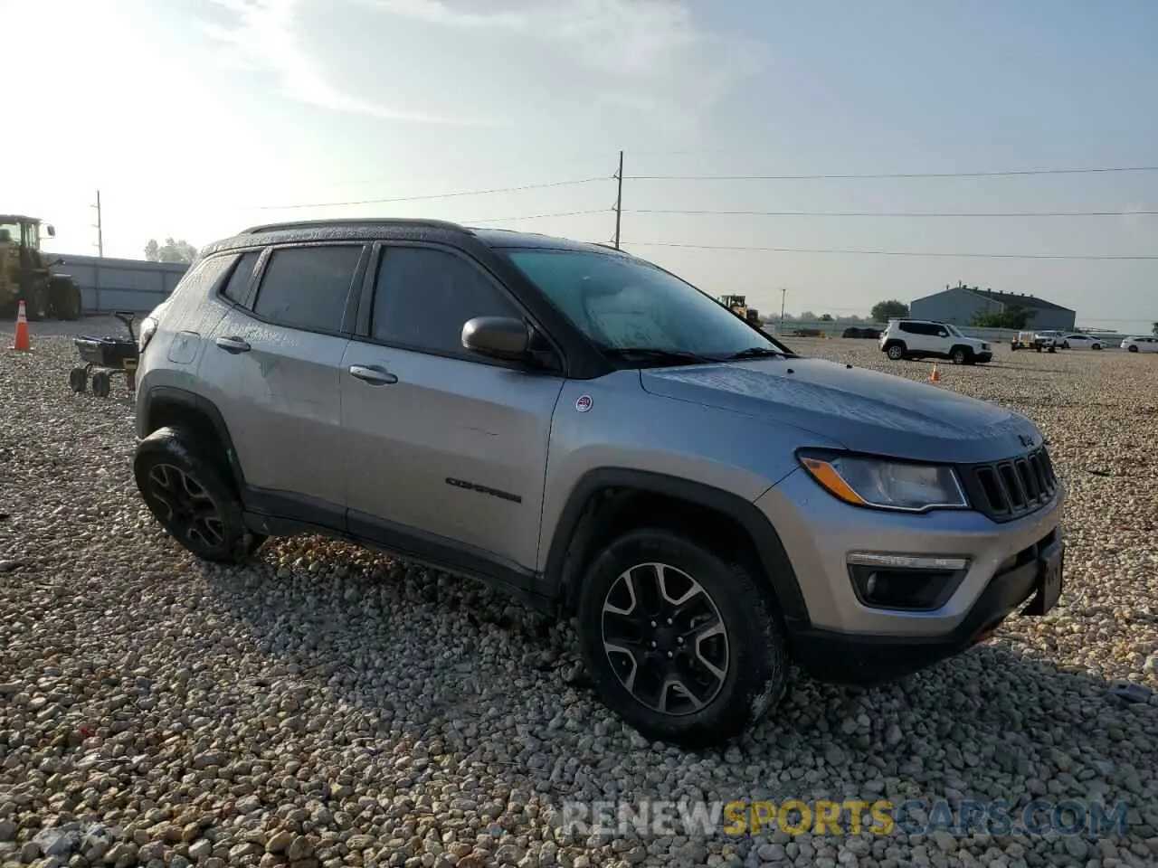 4 fotografías del automóvil dañado 3C4NJDDBXKT671591 JEEP COMPASS 2019