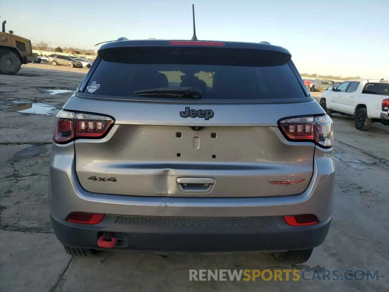 6 fotografías del automóvil dañado 3C4NJDDBXKT722037 JEEP COMPASS 2019