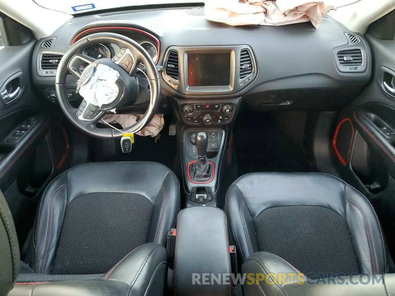 8 fotografías del automóvil dañado 3C4NJDDBXKT722037 JEEP COMPASS 2019