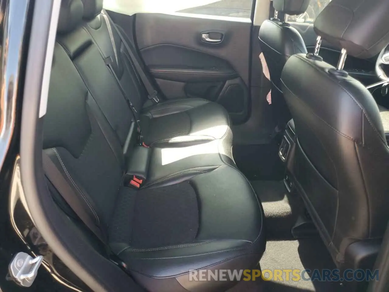 11 fotografías del automóvil dañado 3C4NJCBB0LT242054 JEEP COMPASS 2020
