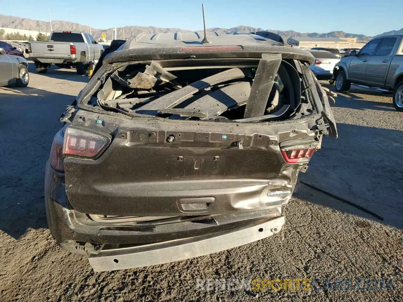 6 fotografías del automóvil dañado 3C4NJCBB2LT169561 JEEP COMPASS 2020