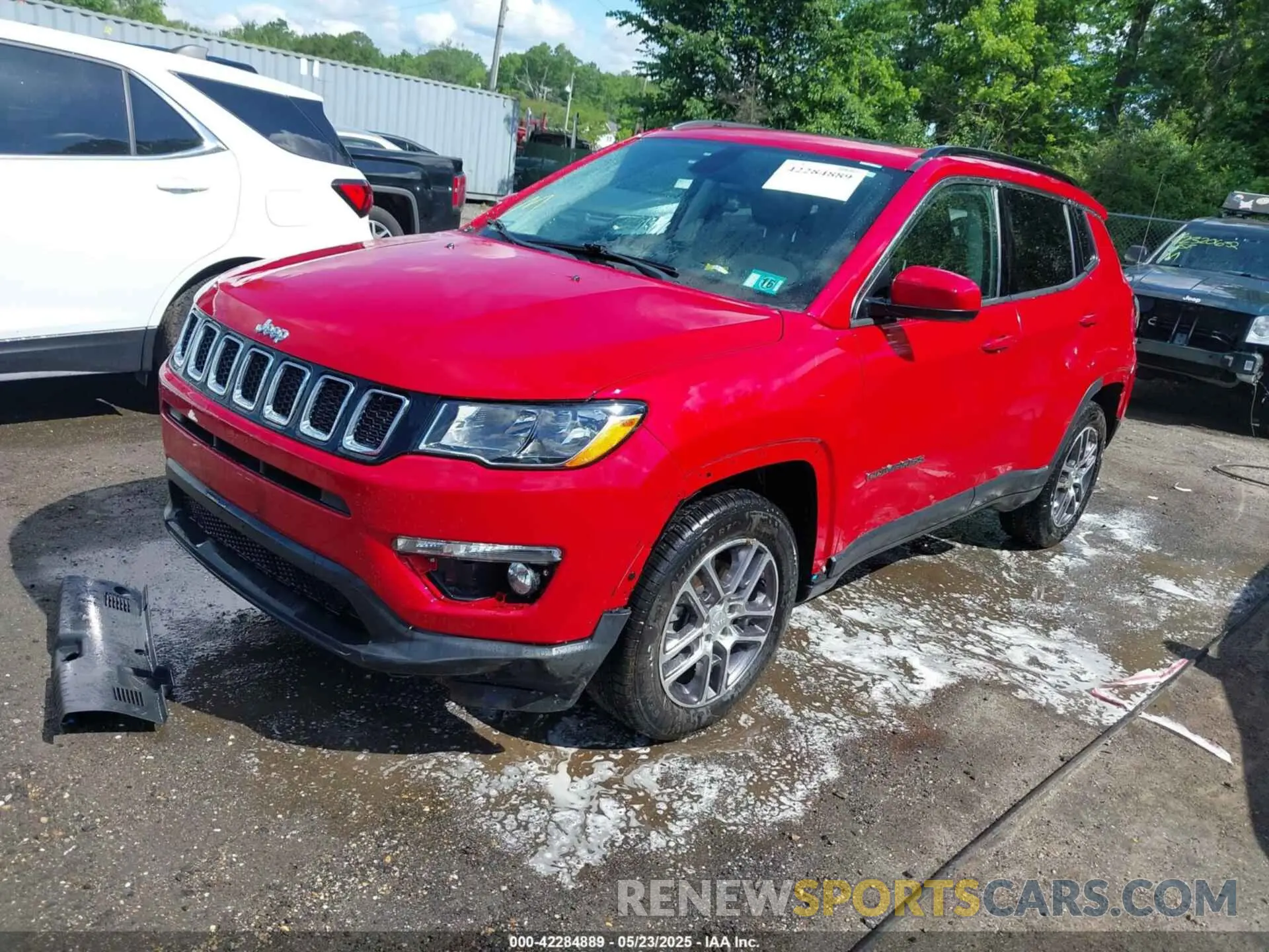 2 fotografías del automóvil dañado 3C4NJCBB2LT205894 JEEP COMPASS 2020