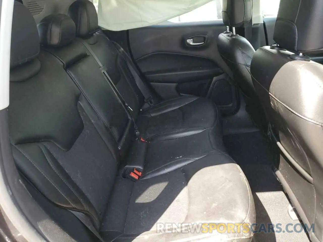 10 fotografías del automóvil dañado 3C4NJCBB3LT229797 JEEP COMPASS 2020