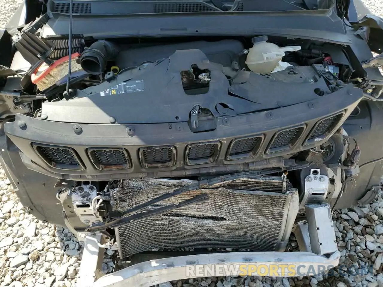 11 fotografías del automóvil dañado 3C4NJCBB3LT229797 JEEP COMPASS 2020