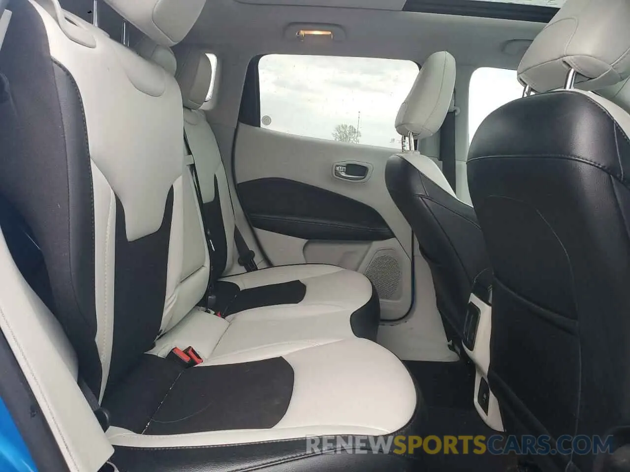 11 fotografías del automóvil dañado 3C4NJCBB3LT258572 JEEP COMPASS 2020