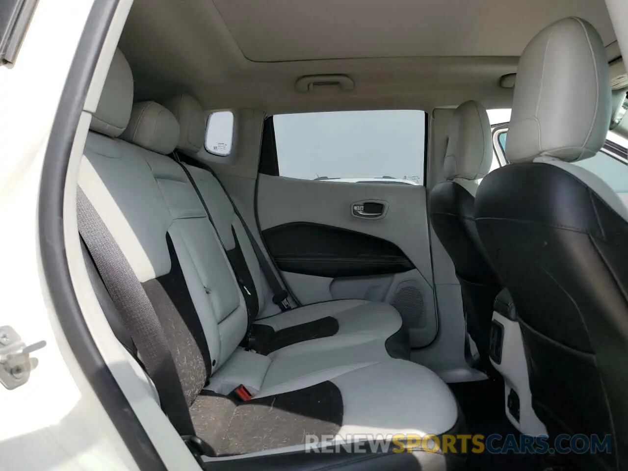 12 fotografías del automóvil dañado 3C4NJCBB4LT142992 JEEP COMPASS 2020
